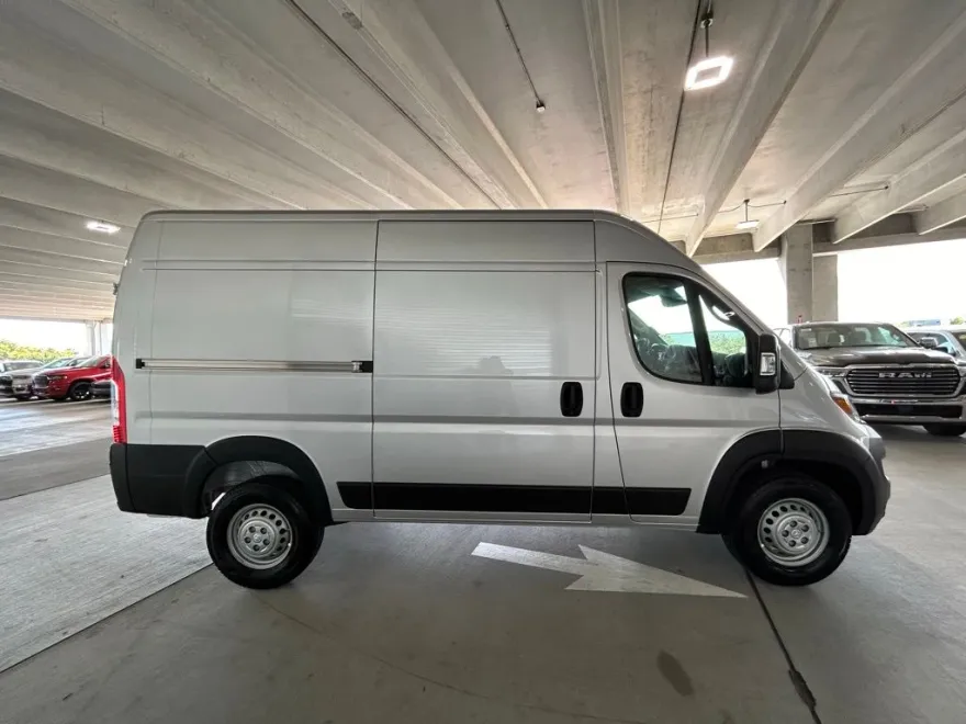 2025 Ram ProMaster 1500 Tradesman High Roof photo 1