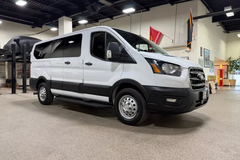 2020 Ford Transit Passenger XL Van photo 1