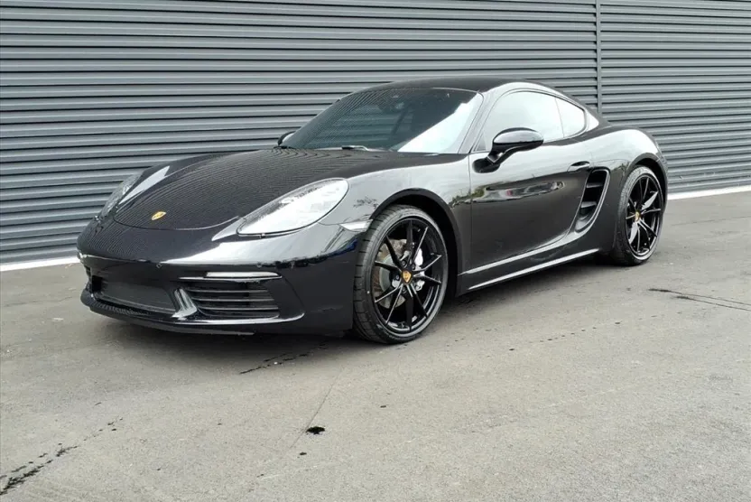 2022 Porsche Cayman T photo 1