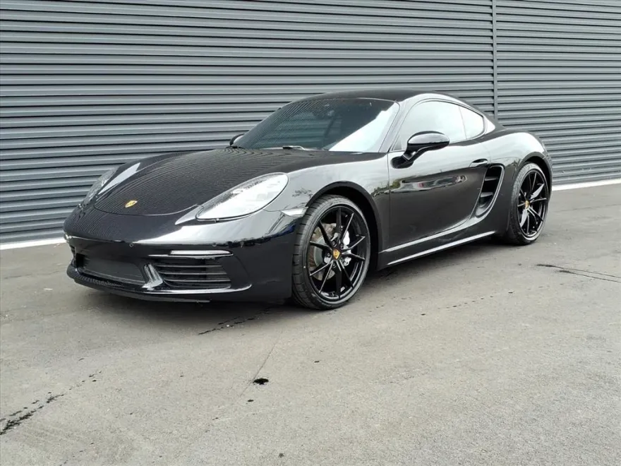 2022 Porsche Cayman T photo 1