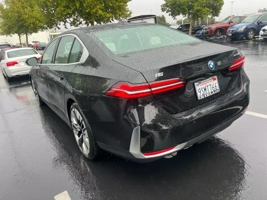 2025 Bmw i5 eDrive40 photo 1