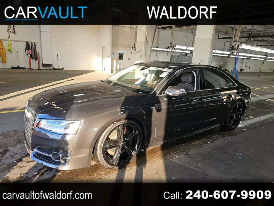 2016 Audi S8 Quattro photo 1