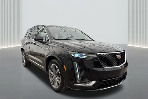 2025 Cadillac XT6 Premium Luxury photo 3