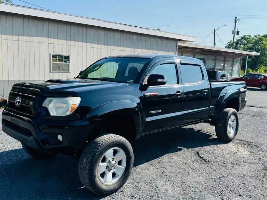 2014 Toyota Tacoma Double Cab photo 1