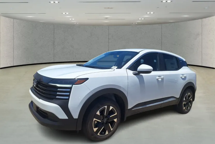 2025 Nissan Kicks SV photo 1