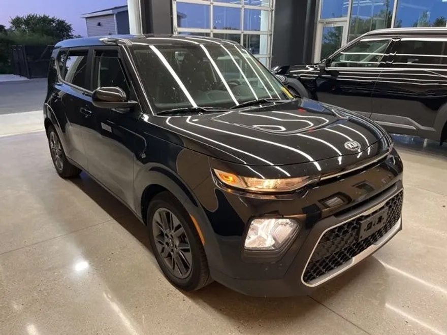 2021 Kia Soul S photo 1