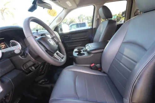 2022 Ram 1500 Classic Tradesman photo 2