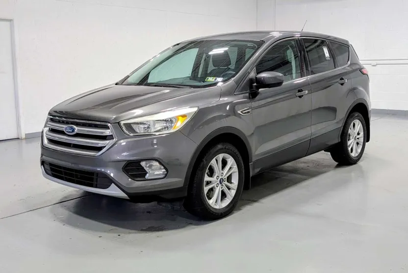 2017 Ford Escape SE photo 1