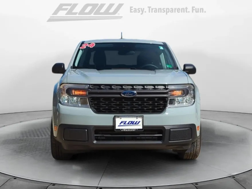 2024 Ford Maverick XLT photo 1