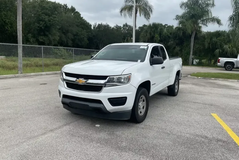 2017 Chevrolet Colorado Work Truck photo 1