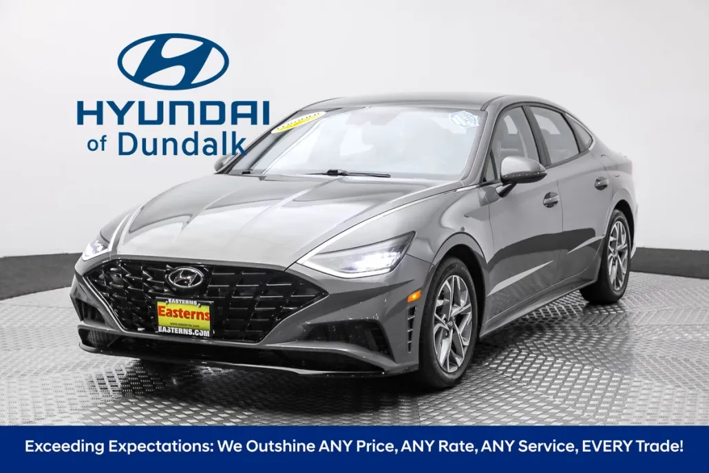 2022 Hyundai Sonata SEL photo 1