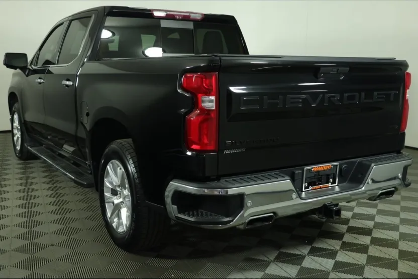 2021 Chevrolet Silverado 1500 LTZ photo 1