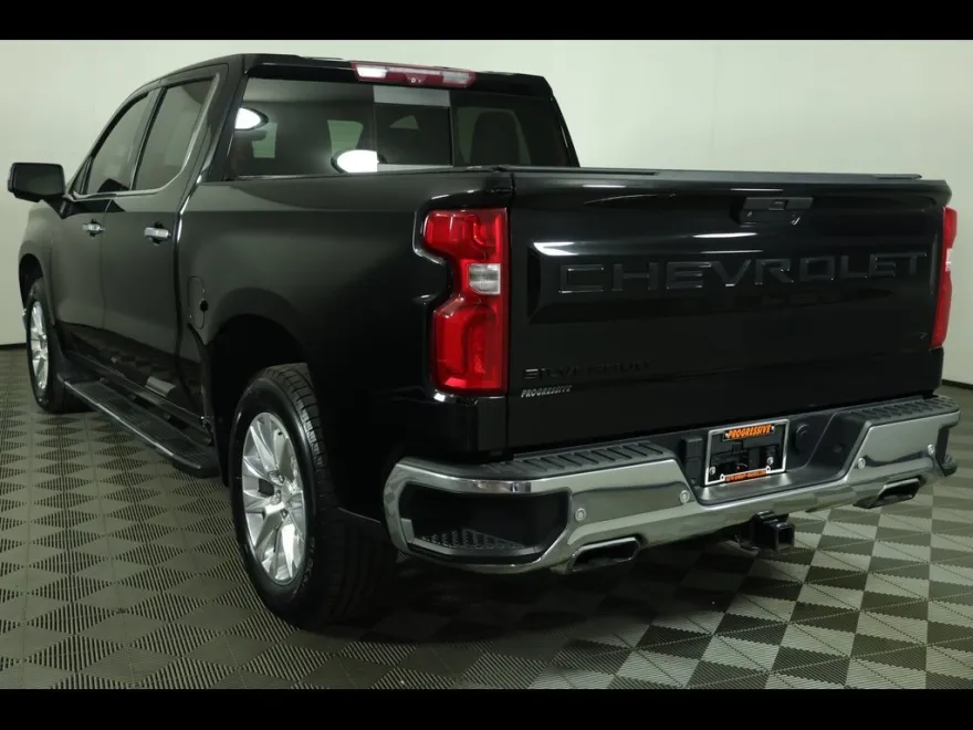 2021 Chevrolet Silverado 1500 LTZ photo 1