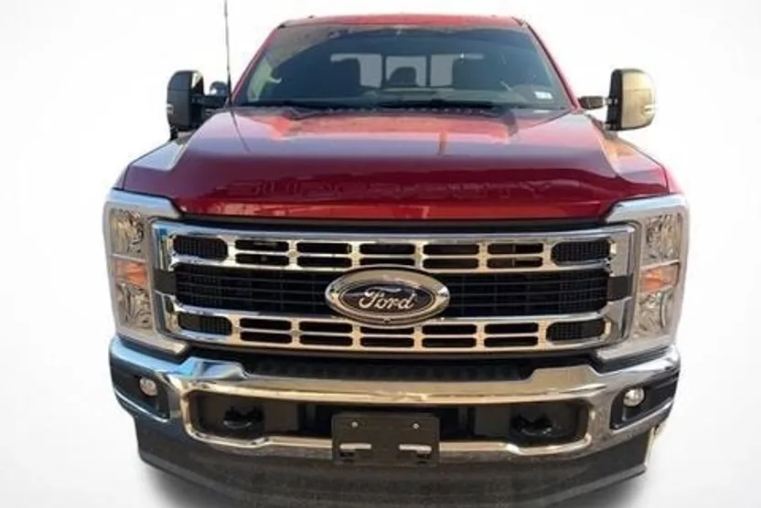 2024 Ford F-250 XLT photo 1