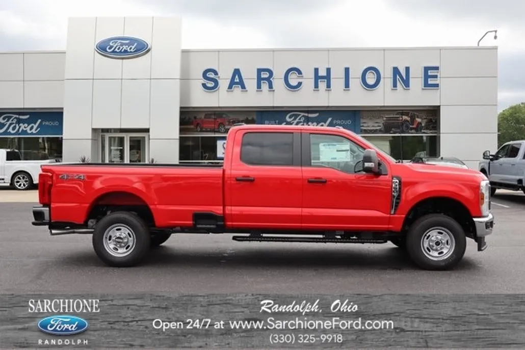 2025 Ford F-350 photo 1