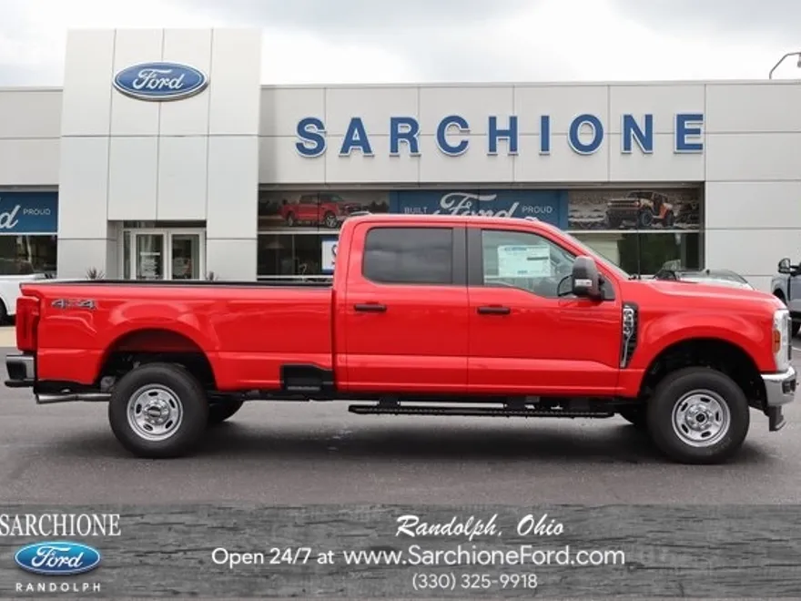 2025 Ford F-350 photo 1