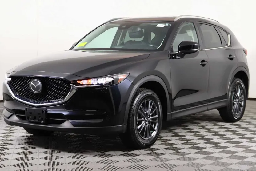 2019 Mazda CX-5 Touring photo 1