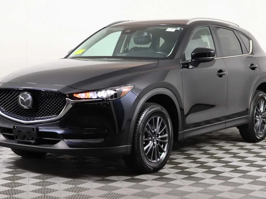 2019 Mazda CX-5 Touring photo 1