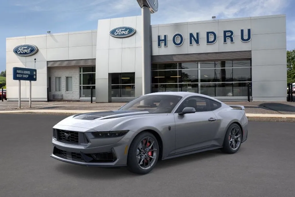 2025 Ford Mustang Dark Horse Premium photo 1