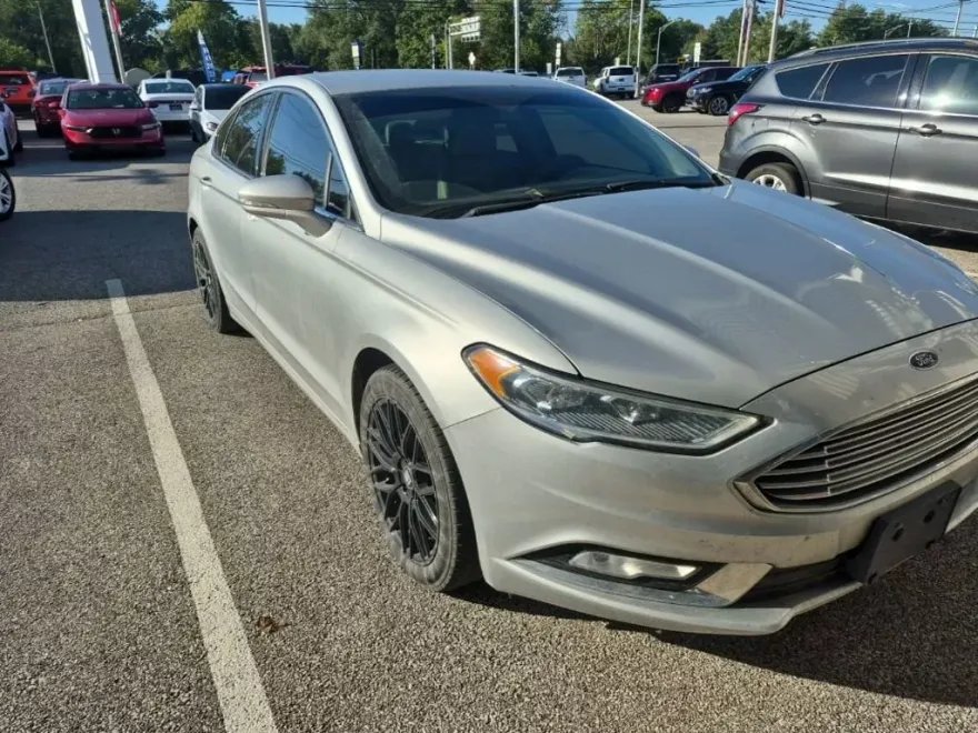 2017 Ford Fusion Titanium photo 1