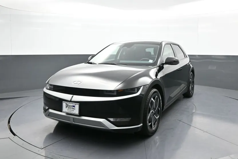 2024 Hyundai Ioniq 5 SEL photo 1