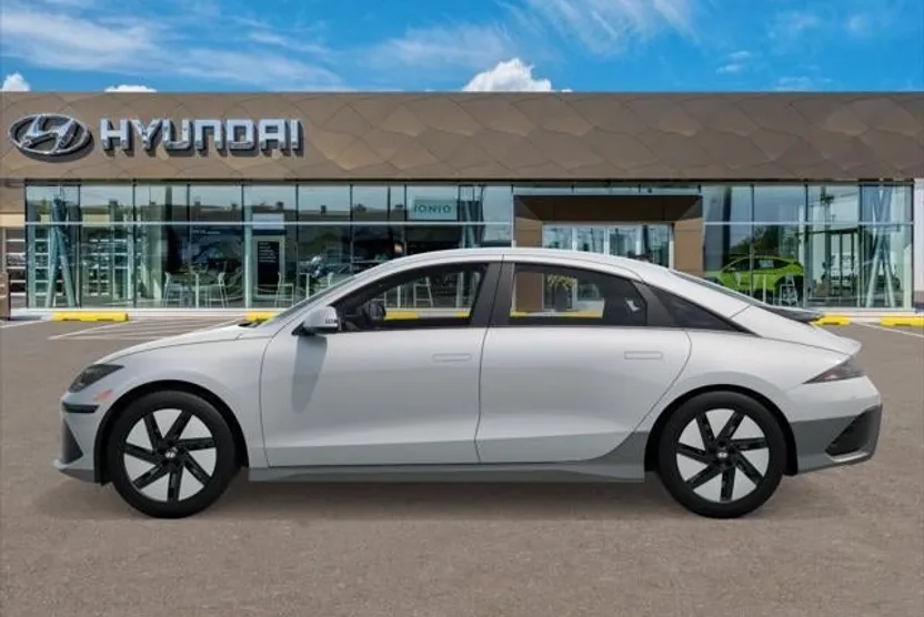 2025 Hyundai Ioniq 6 SE photo 1