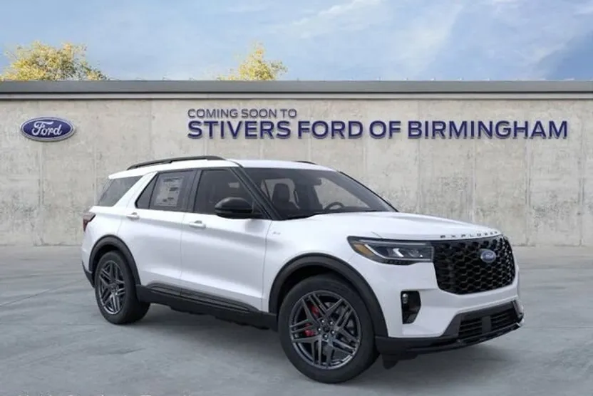 2025 Ford Explorer ST-Line photo 1