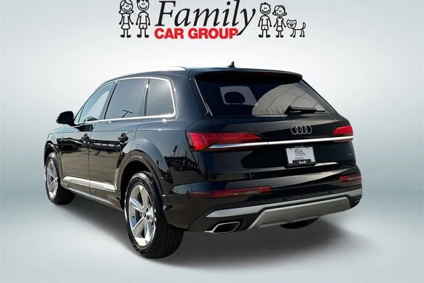 2025 Audi Q7 55 Premium photo 1