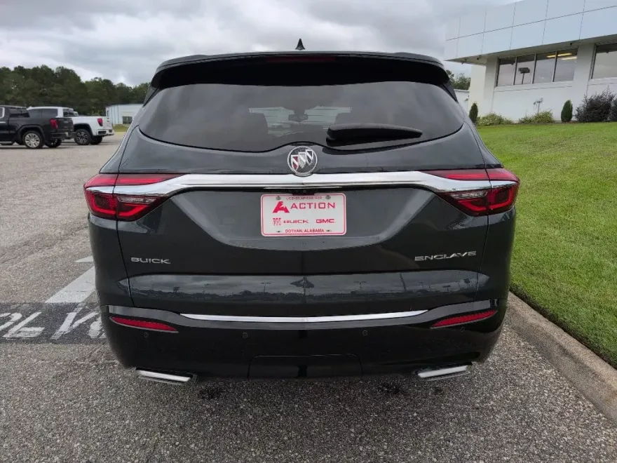 2018 Buick Enclave Avenir photo 1