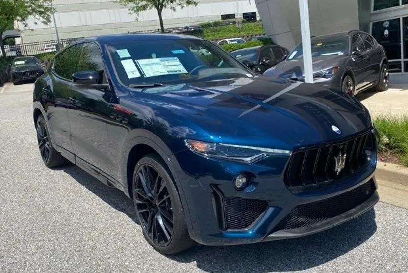 2024 Maserati Levante Trofeo photo 1
