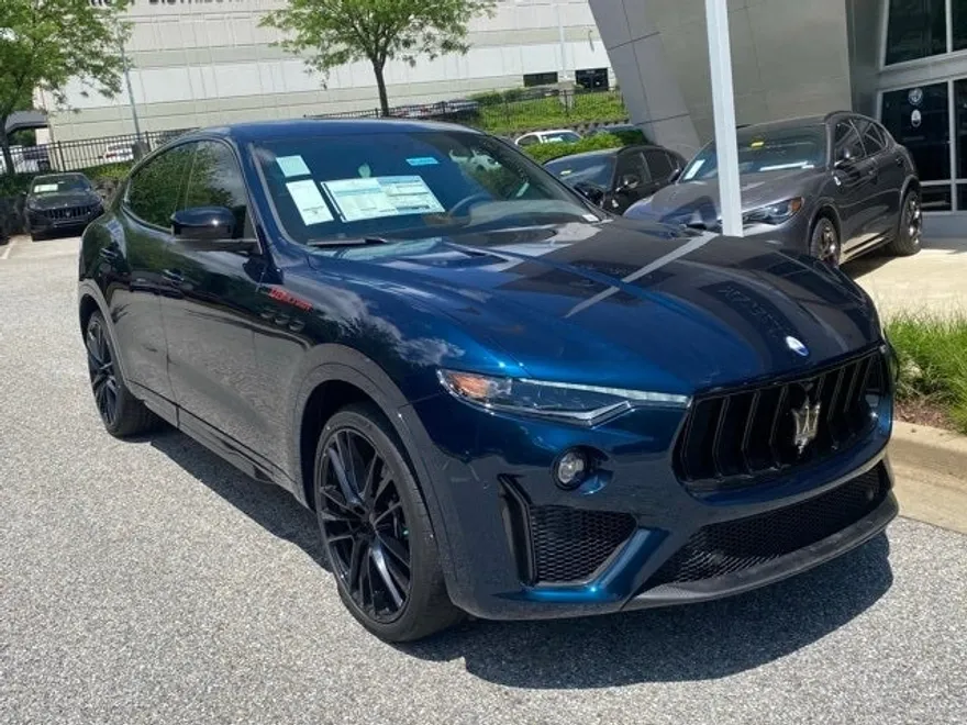 2024 Maserati Levante Trofeo photo 1