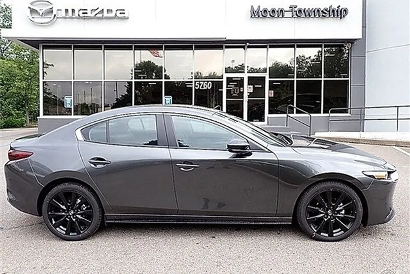 2025 Mazda Mazda3 Sedan 2.5 Select Sport photo 1