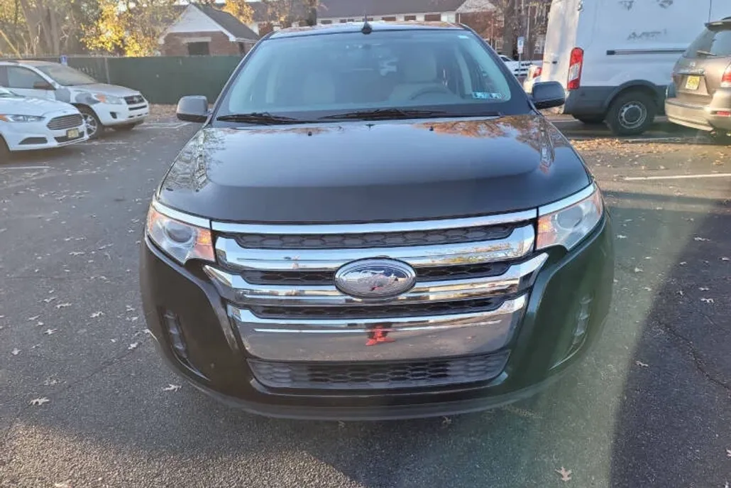 2013 Ford Edge SE photo 1