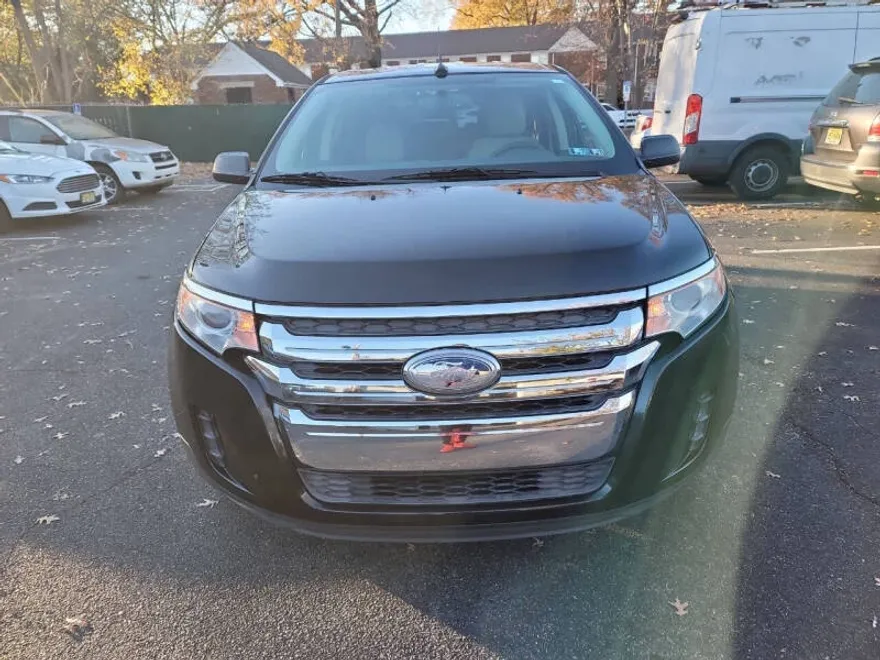 2013 Ford Edge SE photo 1