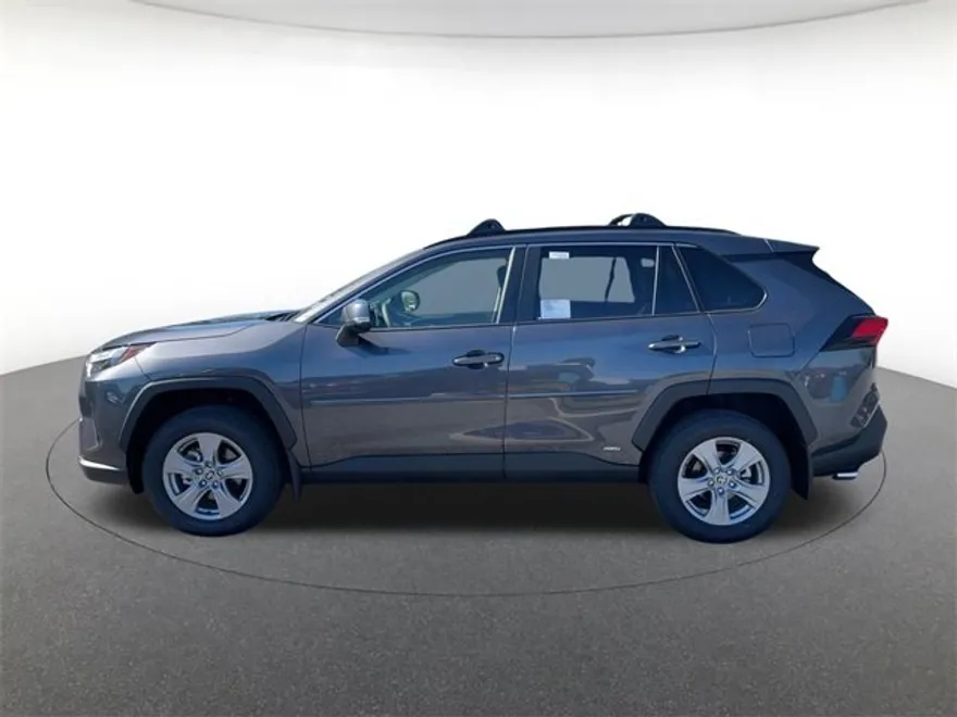 2025 Toyota RAV4 Hybrid XLE photo 1