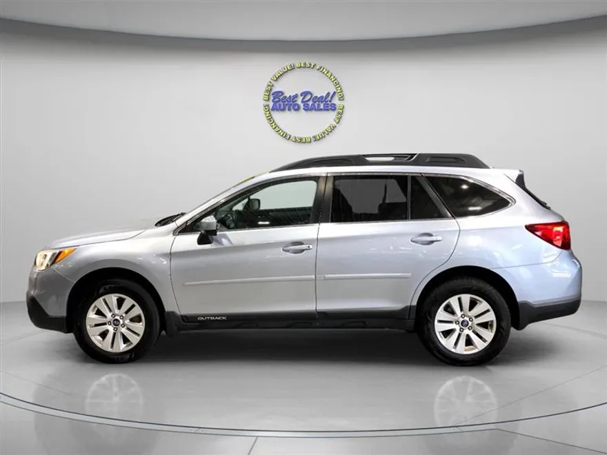 2015 Subaru Outback 2.5i Premium photo 1