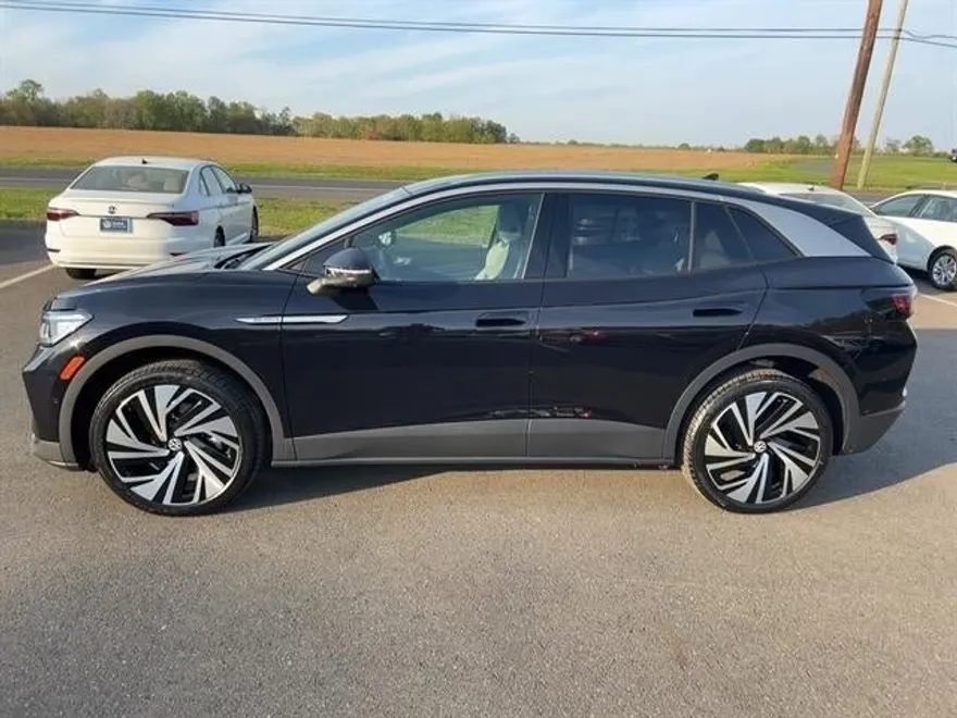 2025 Volkswagen ID.4 Pro Plus photo 1