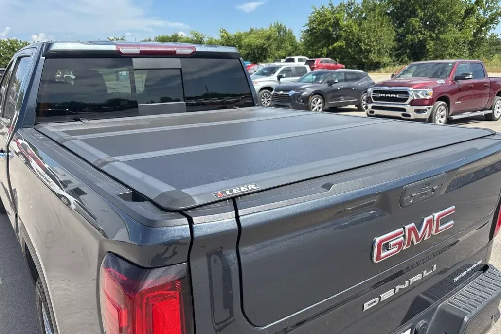 2022 Gmc Sierra 1500 Limited Denali photo 1