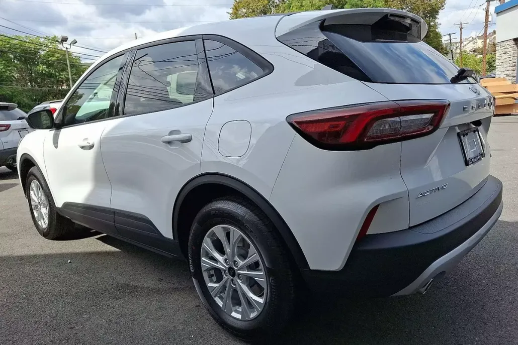 2025 Ford Escape Active photo 1