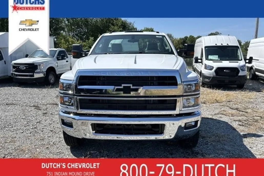 2024 Chevrolet Silverado 5500HD Work Truck photo 1