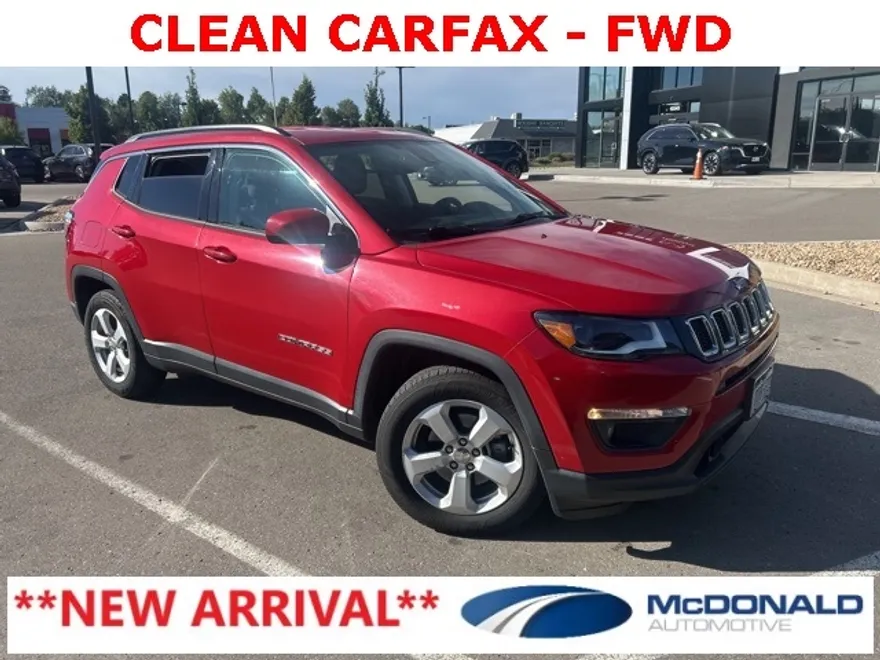 2018 Jeep Compass Latitude photo 1