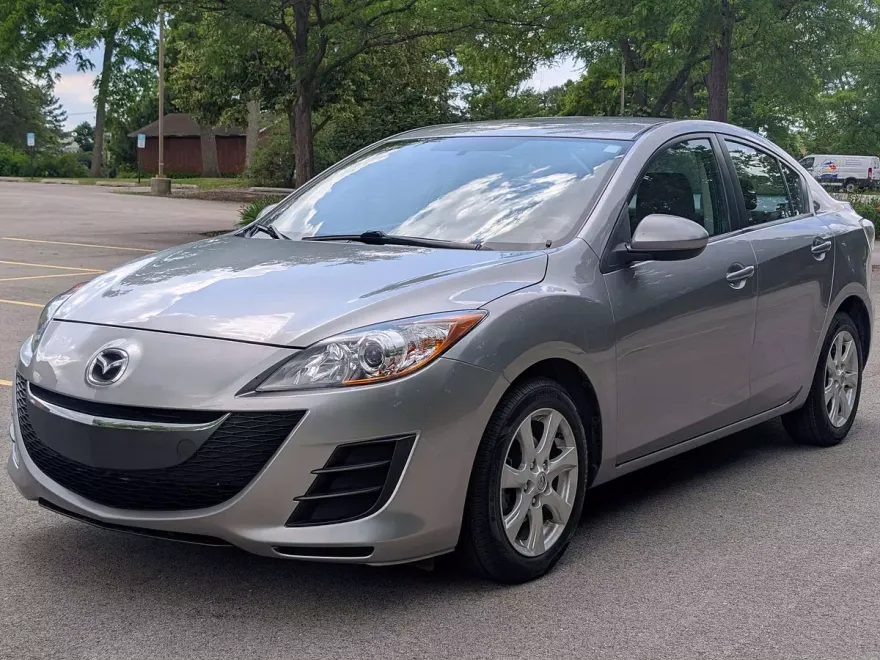 2010 Mazda Mazda3 Touring photo 1
