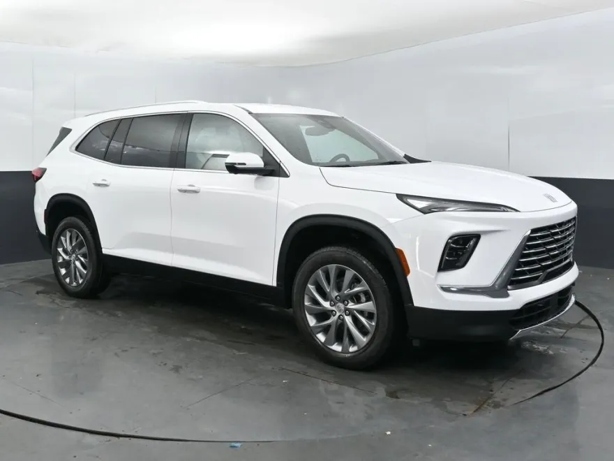 2025 Buick Enclave Preferred photo 1