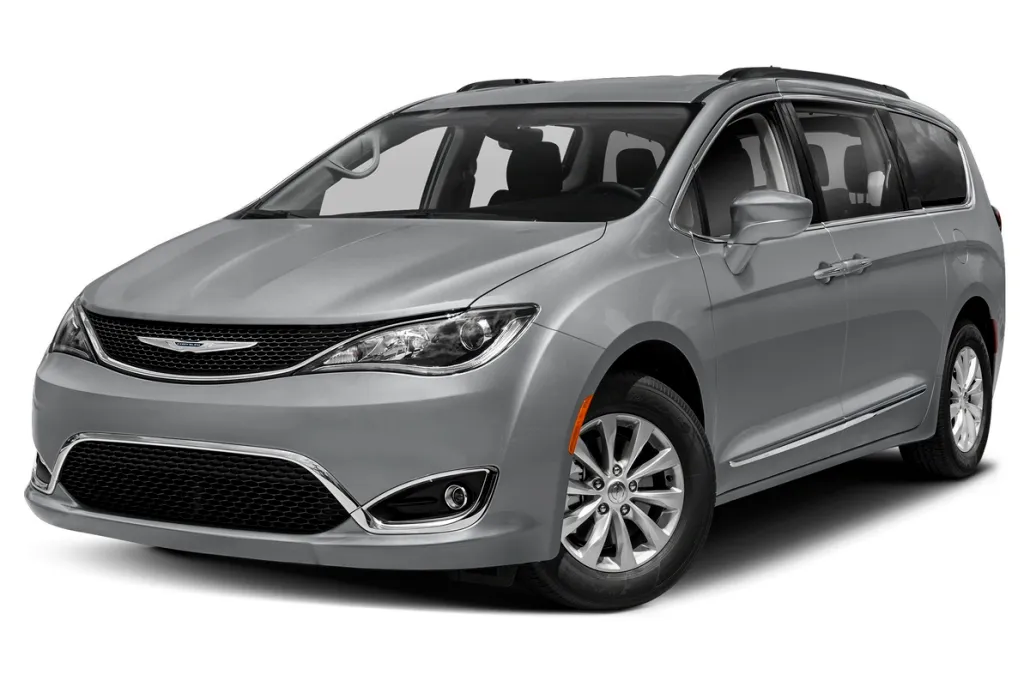 2019 Chrysler Pacifica Touring Plus photo 1