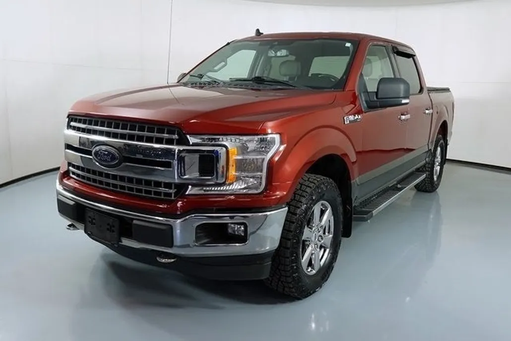 2019 Ford F-150 XLT photo 1