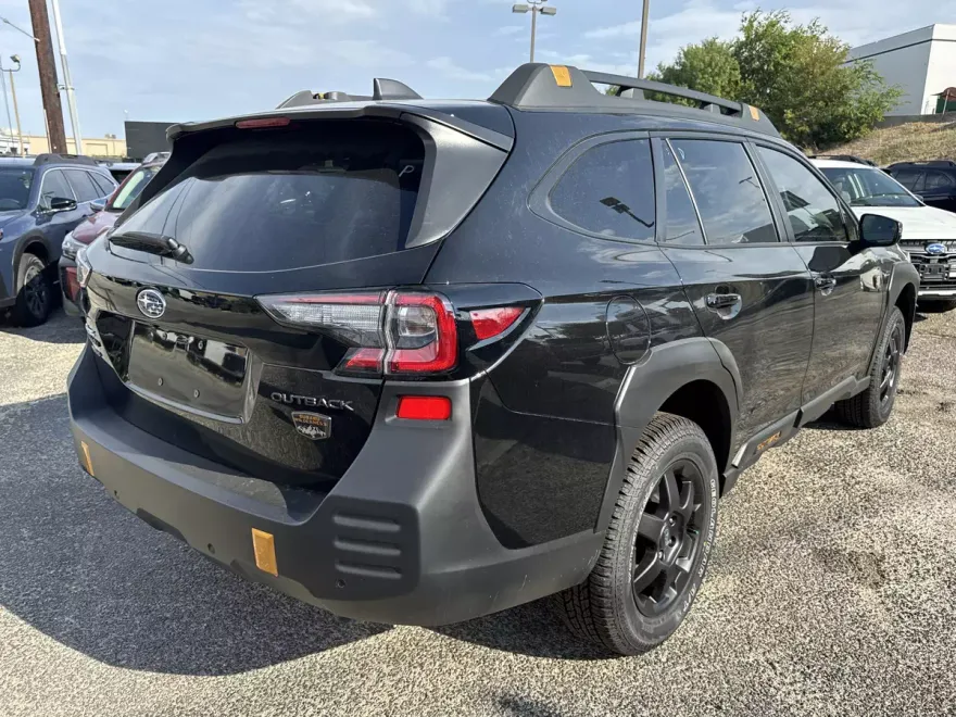 2025 Subaru Outback Wilderness photo 1