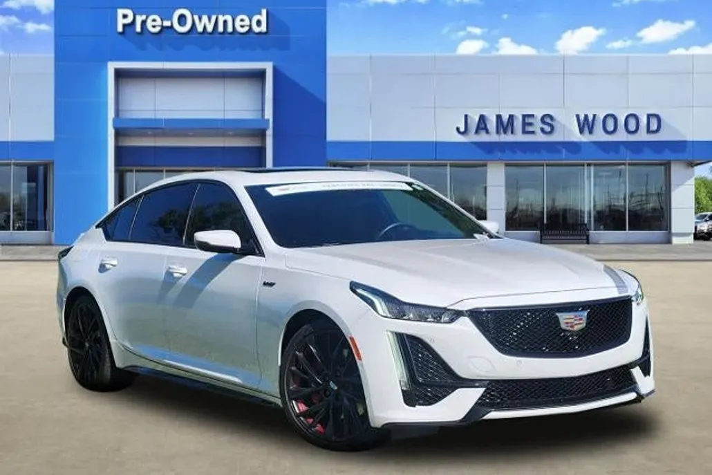 2024 Cadillac CT5 V photo 1