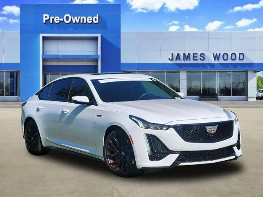 2024 Cadillac CT5 V photo 1
