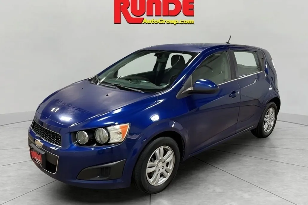 2014 Chevrolet Sonic LT photo 1