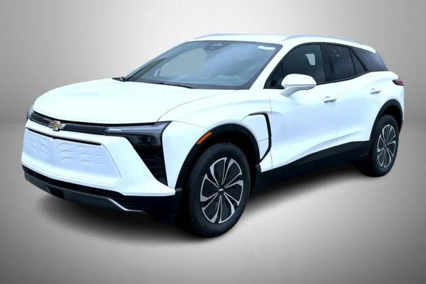 2026 Chevrolet Blazer EV photo 1